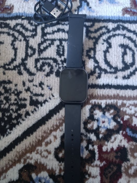 Smart watch sotiladi redmi