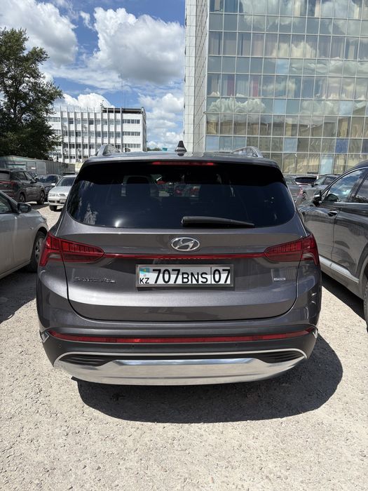 Продам машину hyundai santafe