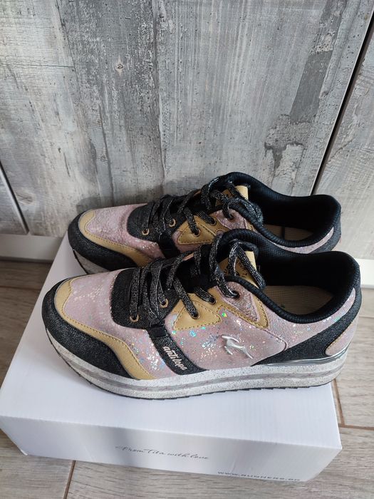 Маратонки Антилопа