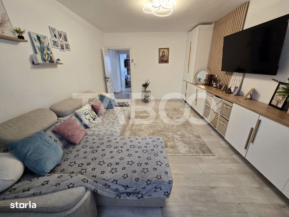 Apartament decomandat de vanzare mobilat pivnita Vasile Aaron Sibiu — fotografia 1