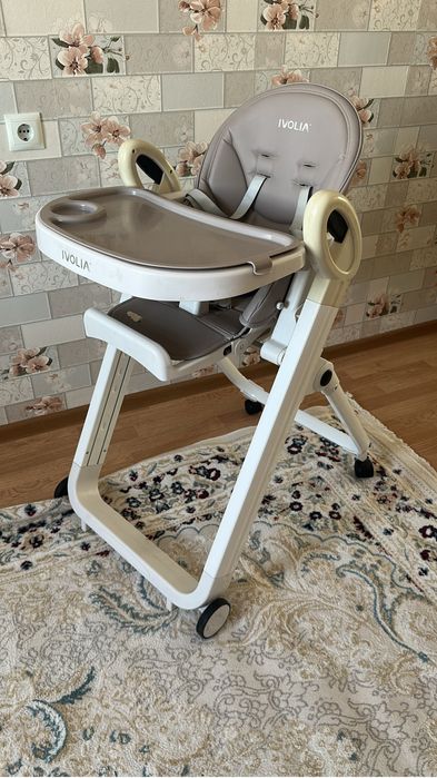 Продам стульчик детский