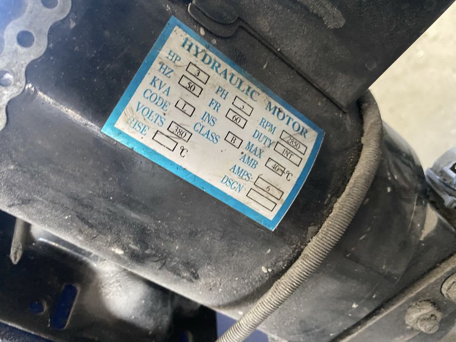 Elevator auto 3t  trifazic