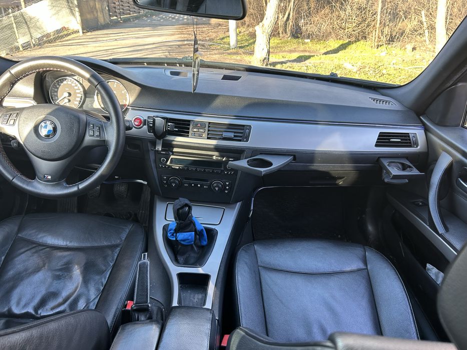 Vand BMW Seria 3 E90 pret 5000 euro negociabil !!