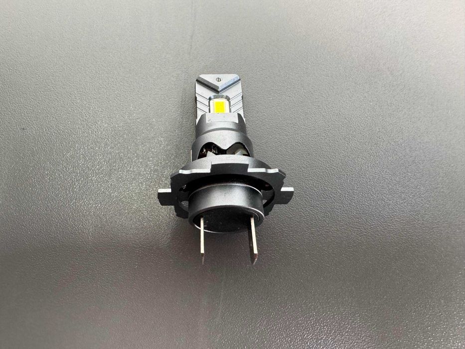 SET 2 becuri LED H7 100W, Plug-Play