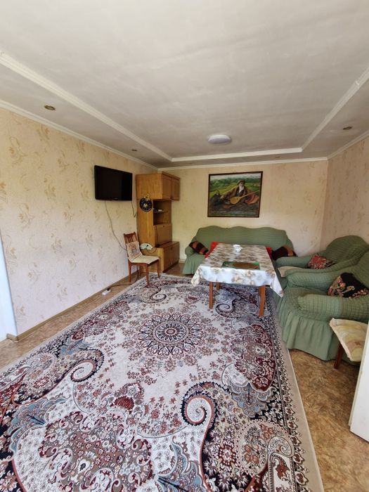 Продаётся просторный дом в Бурное