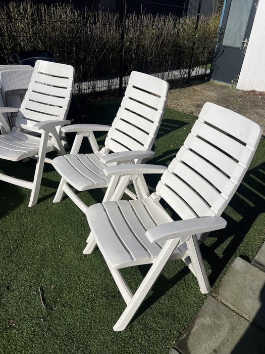 Градински столове