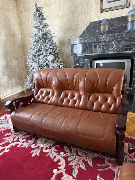 Продается кожаные диваны