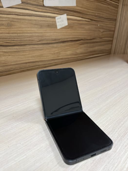 Продам Samsung Z Flip 6  512 гб