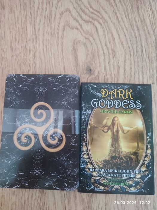Oracolul Dark Goddness