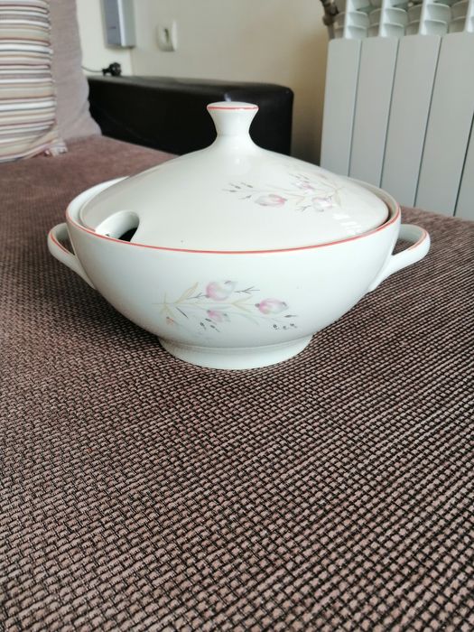 Супник  на  "китка " от 60-те