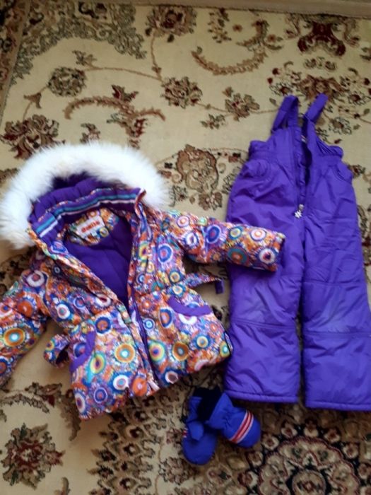 Продам детский комбинензон на девочку.