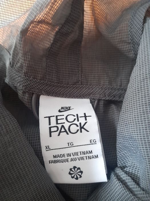 Nike мъжки суичър 2XL размер.