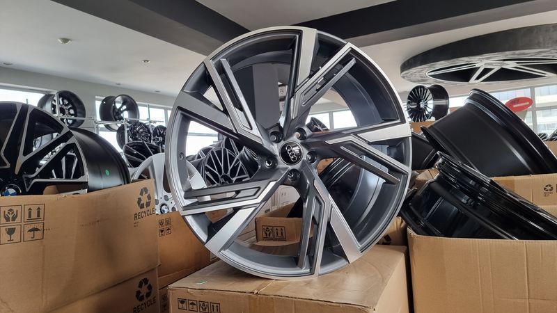 22цола AUDI Ауди A8,Q8 4бр