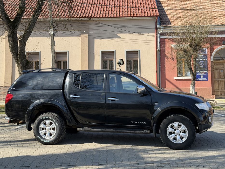 Mitsubishi L200 2013 178cp