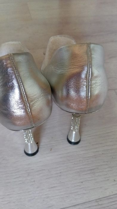 Туфли 37 размер 7000 ₸