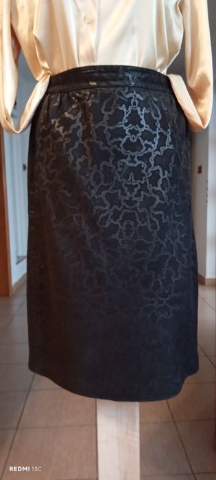 Fusta eleganta din piele