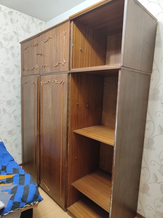 Стенка-шкаф югославская
