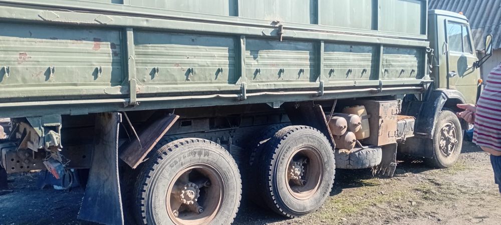 Продам камаз с прицепом зерновик