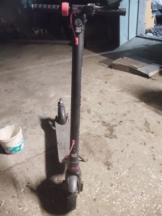 Vând trotineta akay infinity urban perfect funcționabila