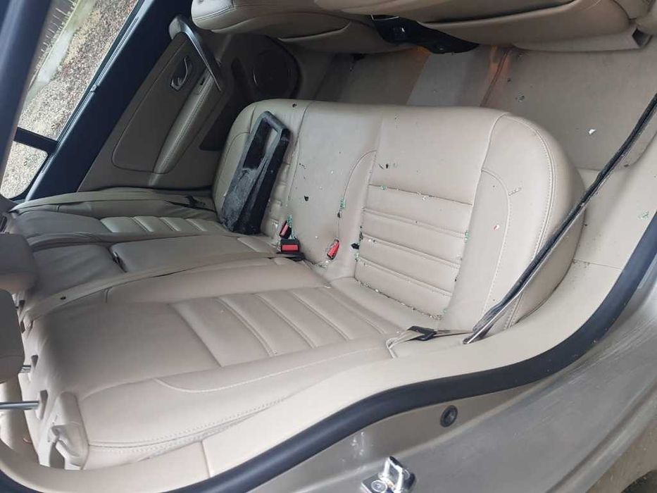 Dezmembrez Renault Latitude Inițiale Paris 2.0 dci R9M P8 150 cai