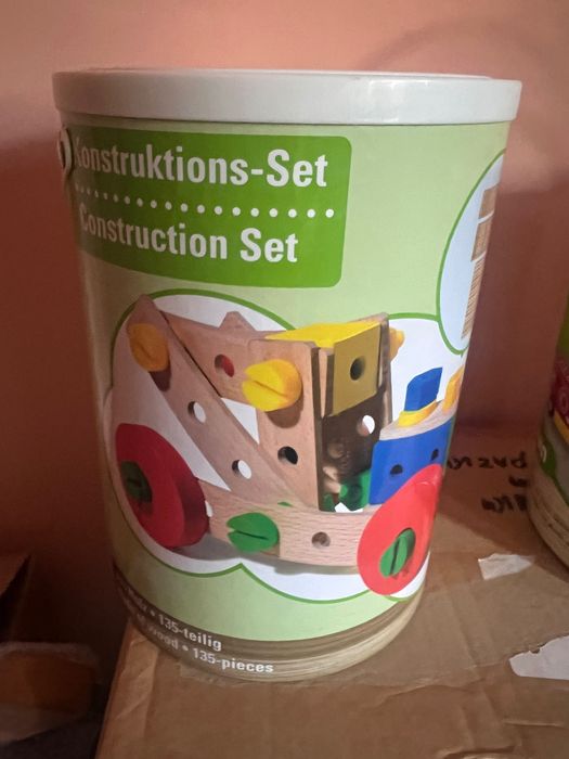 Дървен конструктор с гайки 135 части