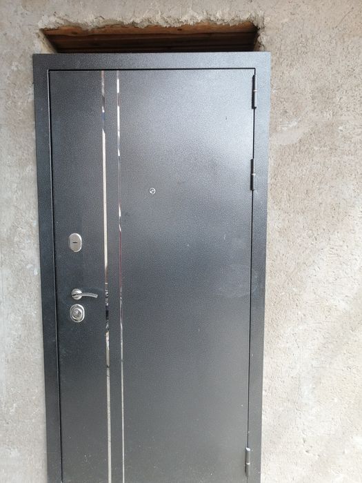 Темір есік двери