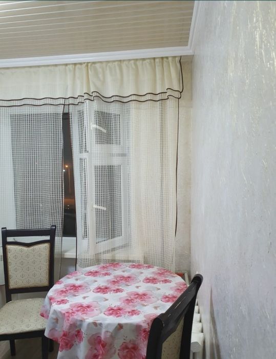 1-но комнатная. Посуточно. Абая