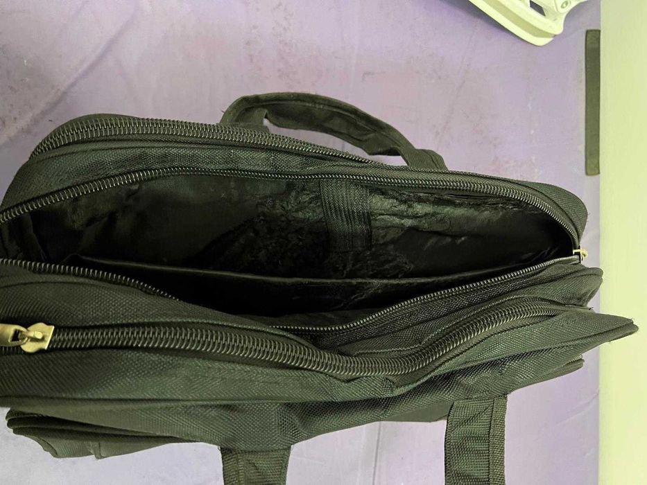 geanta barbati din textil rezistenta