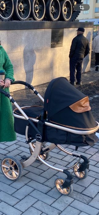 Продам детскую коляску б/у