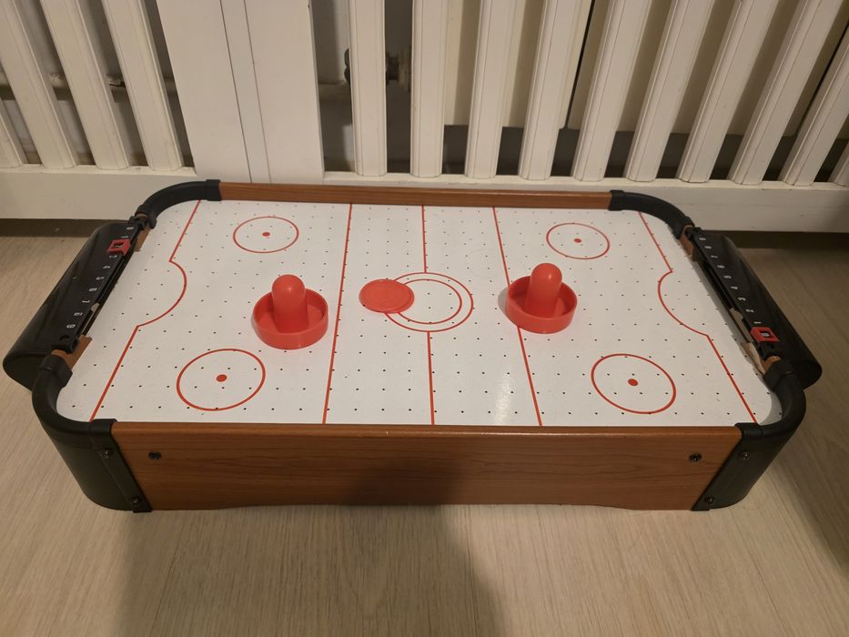Joc air hockey cu baterii