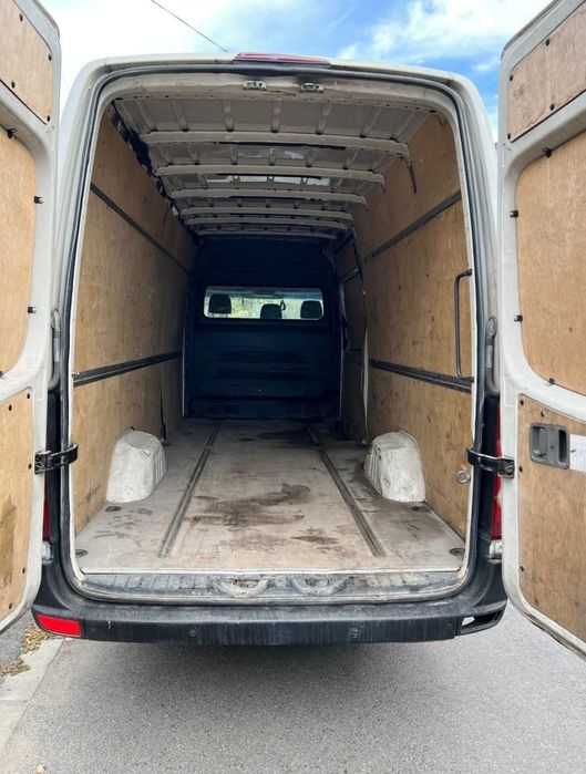 Închirieri dube București