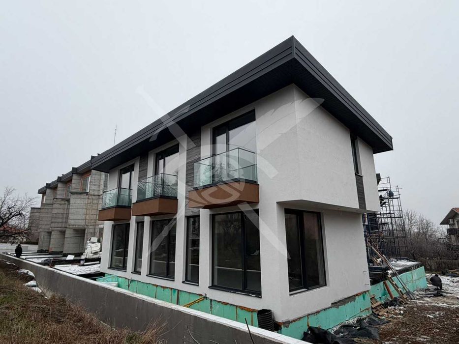 Продава се Къща в София, Симеоново - 334 кв.м за 1353 €/кв.м - Снимка #1