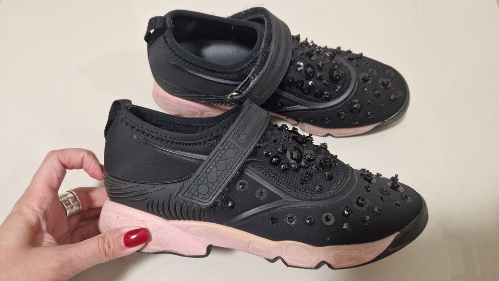 Кроссовки, 35 размер