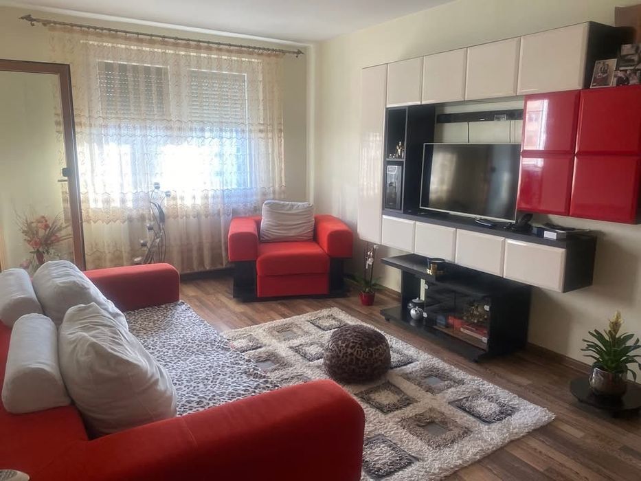 Apartamant cu 3 camere