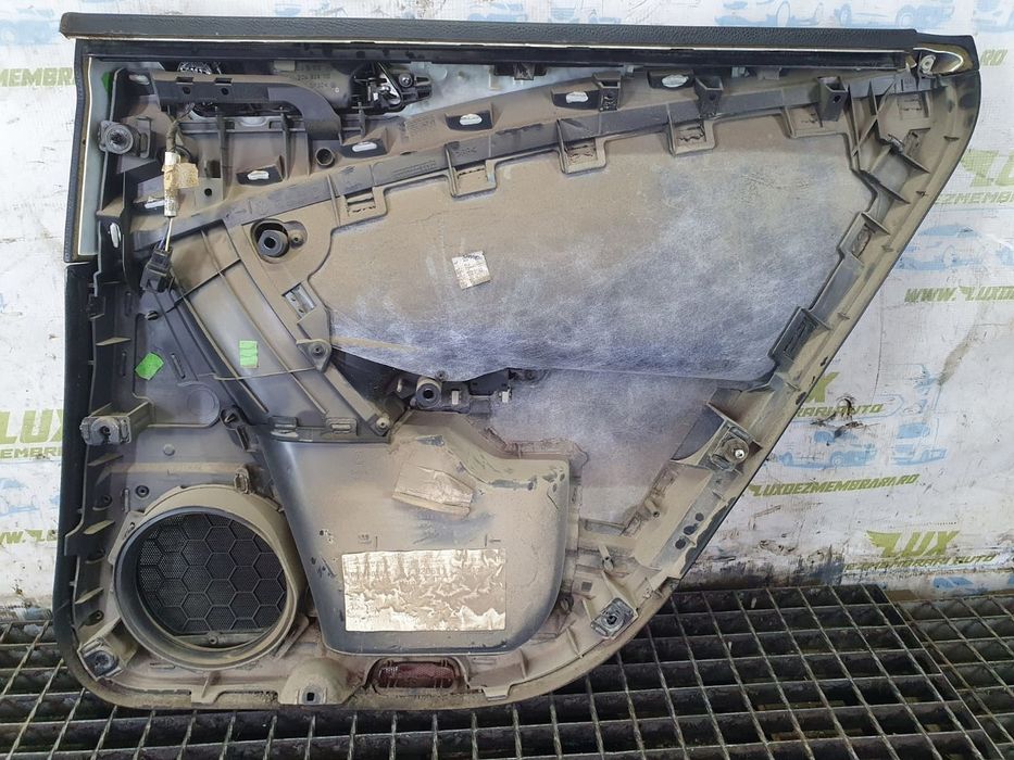 Fata usa stanga spate Volkswagen Passat B6 (2005 - 2010)