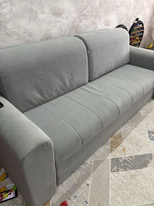 Продам диван в хорошем состоянии