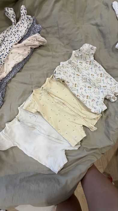 Продам набор одежды 0-3, 3-6мес