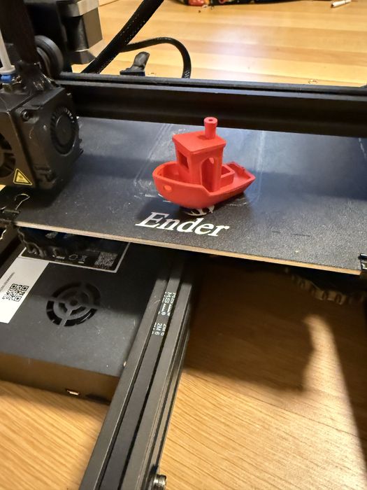 Imprimanta 3D Creately Ender 3