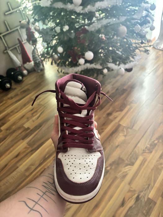 Air Jordan 1 Bordeaux