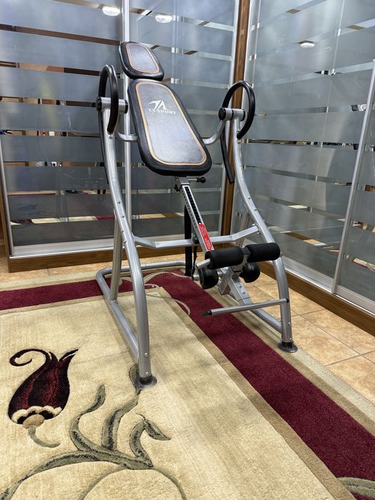 Инверсионный Тренажер в хорошем состоянии для здоровья спины