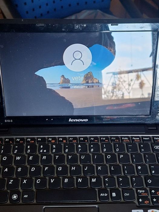 Laptop Lenovo S10-3