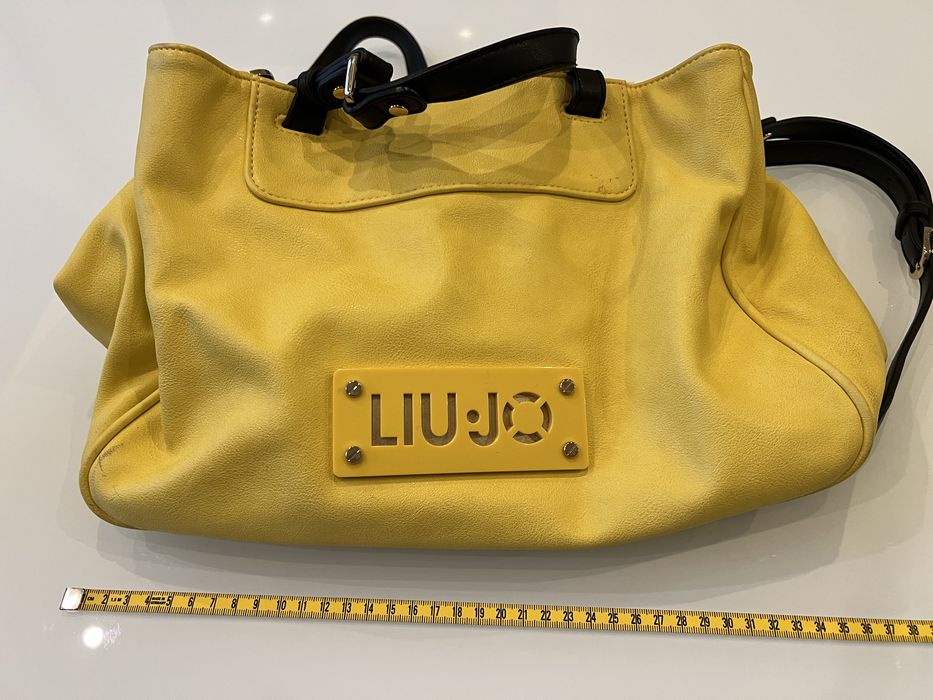 Дамски чанти Furla и Liu Jo