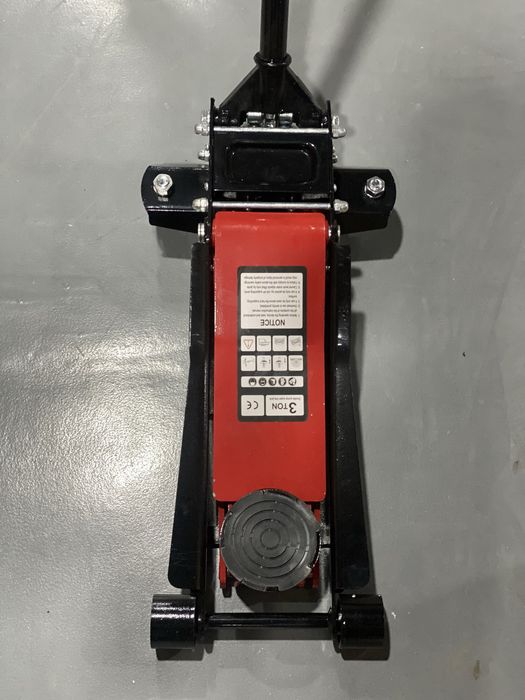 Домкрат 3тонна сервизлар учун