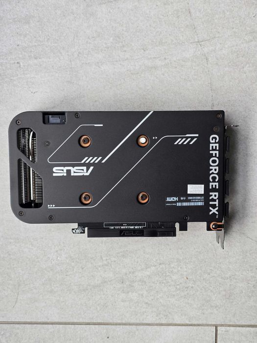 Vand placa video ASUS Dual GeForce RTX 4060, 8GB GDDR6, 128-bit