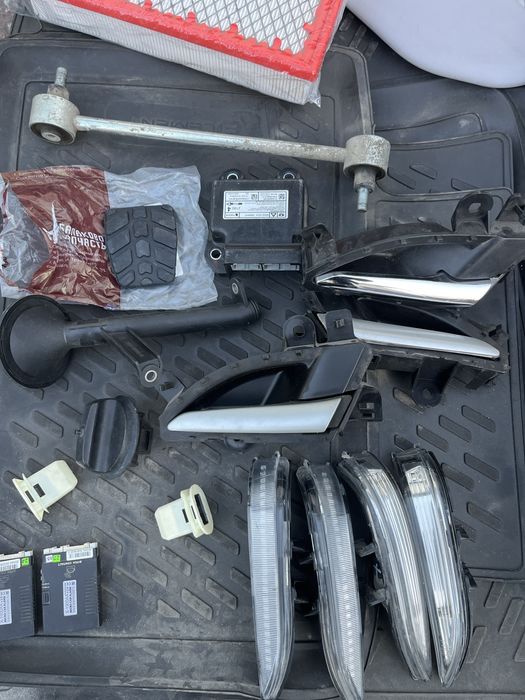 Продам запчасти Лада Веста