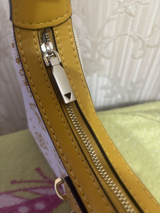 Сумка Guess новая