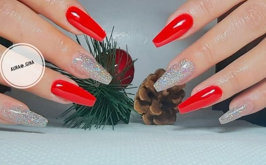 Unghii cu gel și semi