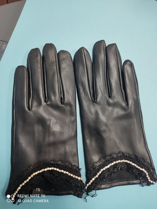 Продам перчатки осень весна размер 7.5