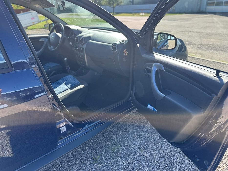 Duster 2012 ,234 000