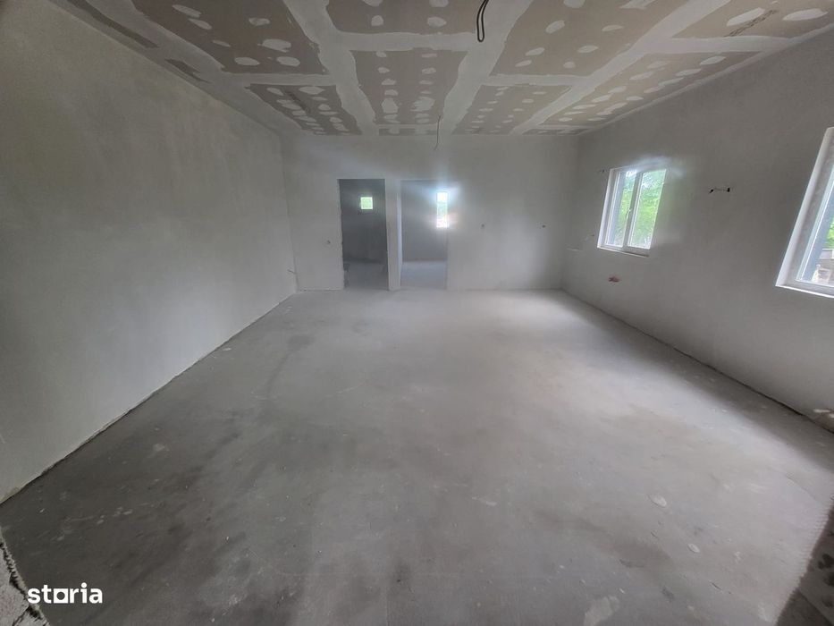 Casa ieftină în Lumina, zonă centrală!